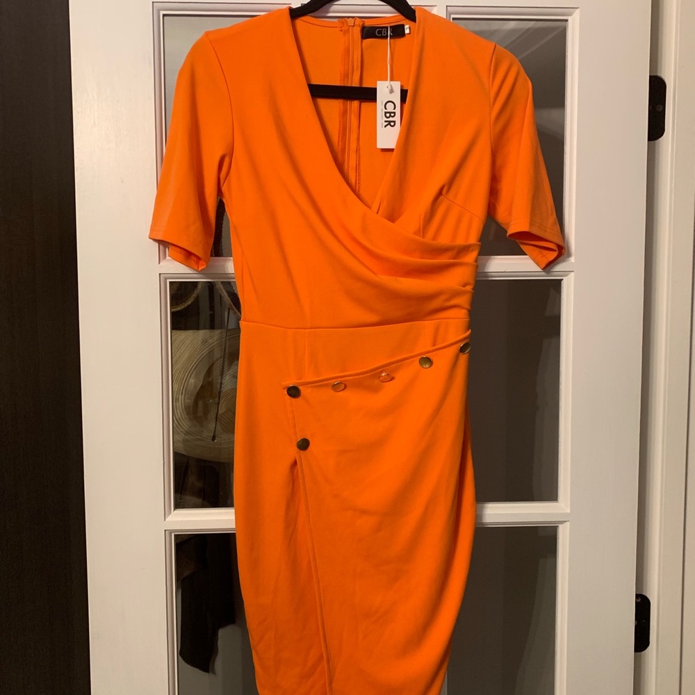 Dress - Picture 2 of 3